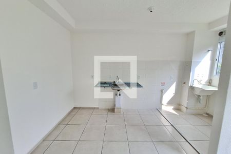 Cozinha de apartamento para alugar com 2 quartos, 55m² em Vila Ouro Preto, Duque de Caxias