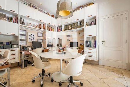 Sala 2 de casa à venda com 5 quartos, 826m² em Vila Madalena, São Paulo