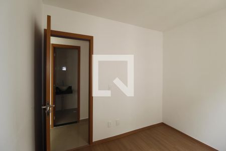 Quarto 1 de apartamento para alugar com 2 quartos, 44m² em Costa E Silva, Porto Alegre