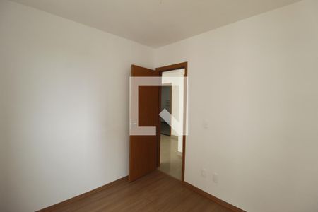 Quarto 1 de apartamento para alugar com 2 quartos, 44m² em Costa E Silva, Porto Alegre
