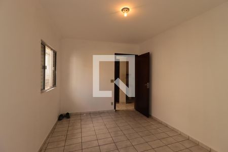 Quarto de casa para alugar com 1 quarto, 55m² em Vila Humaita, Santo André