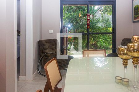 Sala de casa à venda com 2 quartos, 400m² em Vila Campo Grande, São Paulo