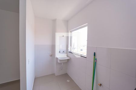 Cozinha e Área de Serviço de apartamento para alugar com 1 quarto, 32m² em Cidade Antônio Estêvão de Carvalho, São Paulo
