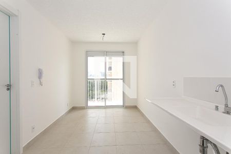 Sala de apartamento para alugar com 1 quarto, 28m² em Guaiauna, São Paulo