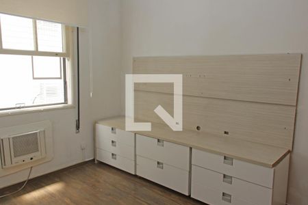 Quarto 1 de apartamento para alugar com 4 quartos, 213m² em Ponta da Praia, Santos
