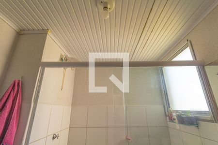 Banheiro de apartamento à venda com 2 quartos, 42m² em Mato Grande, Canoas