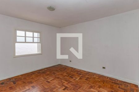 Quarto 1 de casa para alugar com 1 quarto, 100m² em Vila Santo Estefano, São Paulo