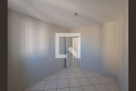 Quarto 1 de apartamento para alugar com 2 quartos, 60m² em Jardim Roberto, Osasco
