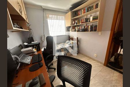 Casa à venda com 3 quartos, 123m² em Fernão Dias, Belo Horizonte