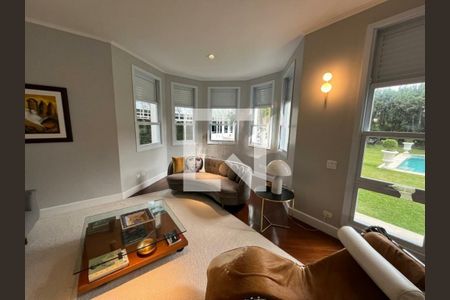 Casa à venda com 5 quartos, 800m² em Vila Progredior, São Paulo