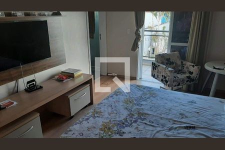 Casa à venda com 4 quartos, 325m² em Vila Bertioga, São Paulo