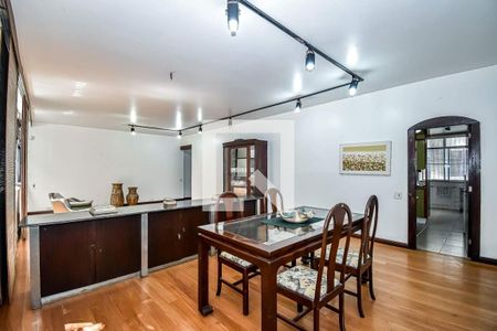 Apartamento à venda com 4 quartos, 230m² em Laranjeiras, Rio de Janeiro