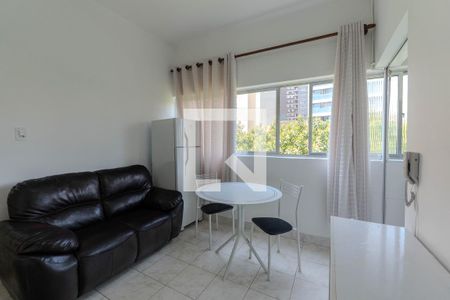 Sala de kitnet/studio para alugar com 1 quarto, 32m² em República, São Paulo