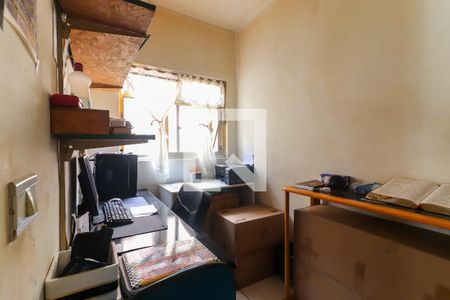 Escritório de casa à venda com 4 quartos, 250m² em Ferreira, São Paulo