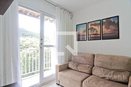 Sala de apartamento para alugar com 2 quartos, 50m² em Vila Jaraguá, São Paulo