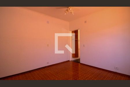 Casa para alugar com 3 quartos, 140m² em Parque São Lucas, São Paulo