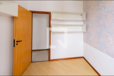 Quarto 1 de apartamento para alugar com 3 quartos, 90m² em Buritis, Belo Horizonte