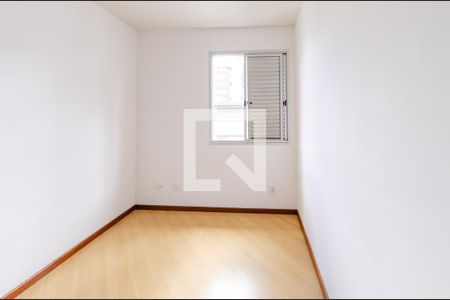 Quarto 2 de apartamento para alugar com 3 quartos, 90m² em Buritis, Belo Horizonte