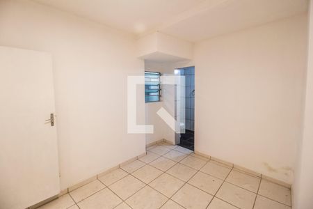 Suíte de casa para alugar com 2 quartos, 80m² em Vila Veloso, Carapicuíba