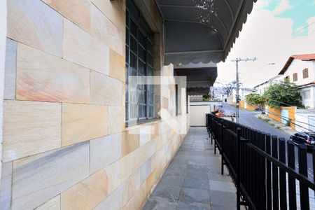 Varanda da Sala de casa para alugar com 3 quartos, 200m² em Paraíso, Belo Horizonte