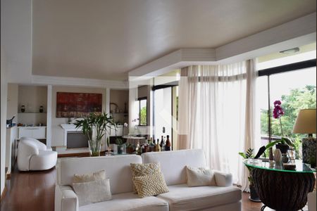 Sala de apartamento à venda com 4 quartos, 267m² em Vila Madalena, São Paulo