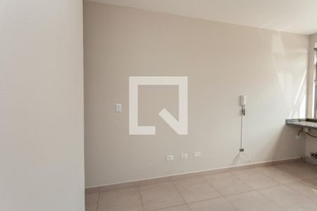 Sala de kitnet/studio para alugar com 2 quartos, 40m² em Jardim Prudência, São Paulo