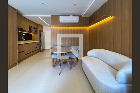Quarto Suíte de kitnet/studio para alugar com 1 quarto, 35m² em Vila Nova Conceição, São Paulo