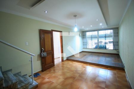 Casa para alugar com 3 quartos, 180m² em Vila Prudente, São Paulo