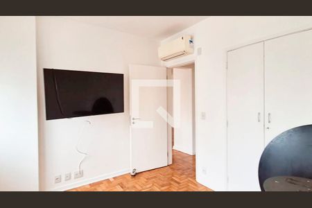 Quarto de apartamento à venda com 2 quartos, 90m² em Itaim Bibi, São Paulo
