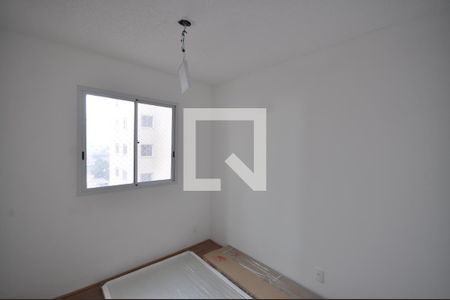 Quarto 1 de apartamento para alugar com 2 quartos, 32m² em Parque Novo Mundo, São Paulo