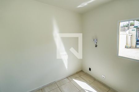 Casa para alugar com 3 quartos, 180m² em Cândida Ferreira, Belo Horizonte