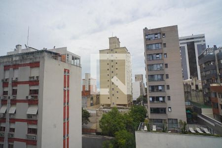 Sala _Vista  de apartamento à venda com 2 quartos, 65m² em Auxiliadora, Porto Alegre
