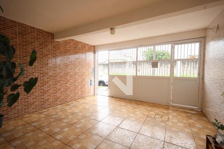 Quintal de casa para alugar com 2 quartos, 125m² em Jardim Santa Lúcia, Suzano