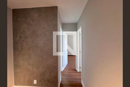 Corredor de apartamento à venda com 2 quartos, 60m² em Barra da Tijuca, Rio de Janeiro