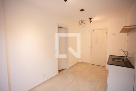 SALA E COZINHA de apartamento para alugar com 1 quarto, 38m² em Água Branca, São Paulo