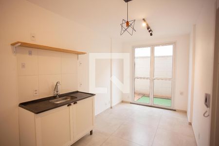 SALA E COZINHA de apartamento para alugar com 1 quarto, 38m² em Água Branca, São Paulo