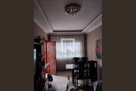 Sala de casa de condomínio para alugar com 5 quartos, 185m² em Taquara, Rio de Janeiro