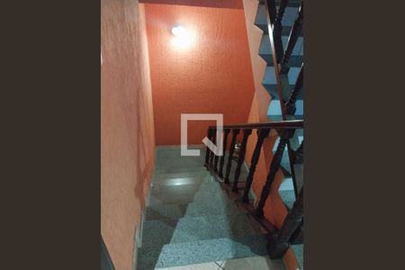 Corredor de casa de condomínio para alugar com 5 quartos, 185m² em Taquara, Rio de Janeiro