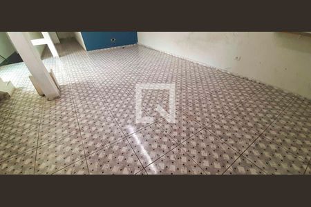 Casa para alugar com 5 quartos, 630m² em São Pedro, Osasco