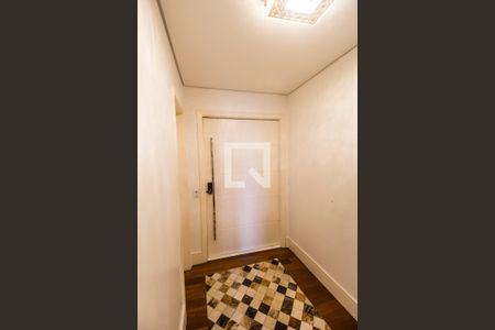 Hall de entrada de apartamento para alugar com 3 quartos, 220m² em Alphaville Empresarial, Santana de Parnaíba