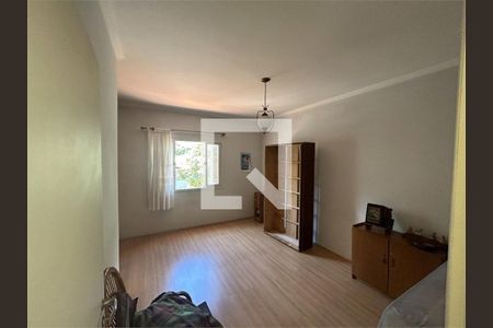 Casa à venda com 4 quartos, 303m² em Cidade Mãe do Céu, São Paulo