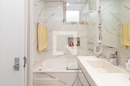 Banheiro de apartamento para alugar com 3 quartos, 145m² em Centro Histórico, Porto Alegre