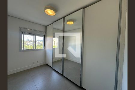 Quarto de apartamento para alugar com 2 quartos, 66m² em Empresarial 18 do Forte, Barueri