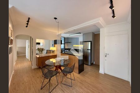 Sala  de apartamento à venda com 2 quartos, 64m² em Campo Belo, São Paulo