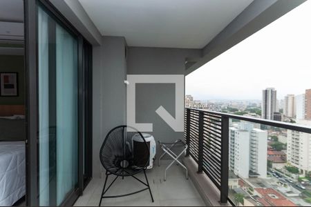 Varanda de kitnet/studio para alugar com 1 quarto, 28m² em Pompeia, São Paulo