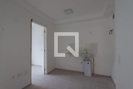 Sala e Cozinha de apartamento para alugar com 2 quartos, 34m² em Vila Ema, São Paulo