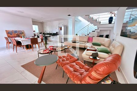 Casa à venda com 4 quartos, 400m² em Flamboyant, Lagoa Santa