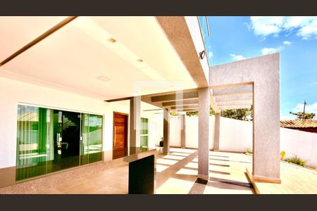 Casa à venda com 4 quartos, 400m² em Flamboyant, Lagoa Santa