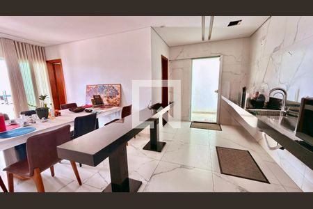 Casa à venda com 4 quartos, 400m² em Flamboyant, Lagoa Santa