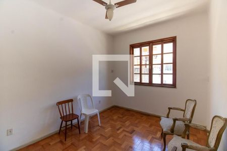 Quarto 1 de casa para alugar com 3 quartos, 70m² em Icaraí, Niterói